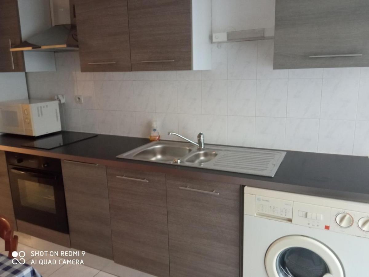 Grand Studio A 2Mn A Pied Des Plages Apartment Meze Bagian luar foto